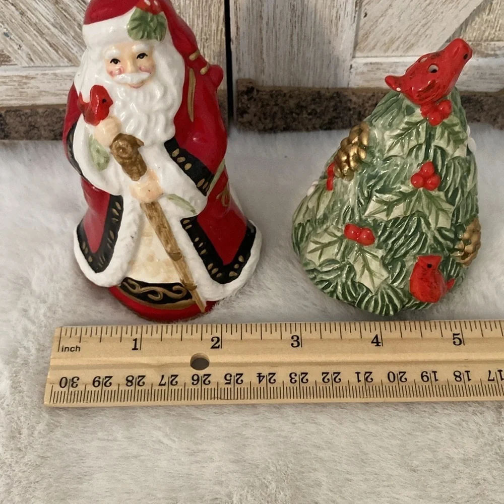 Fritz and Floyd Christmas Shakers
